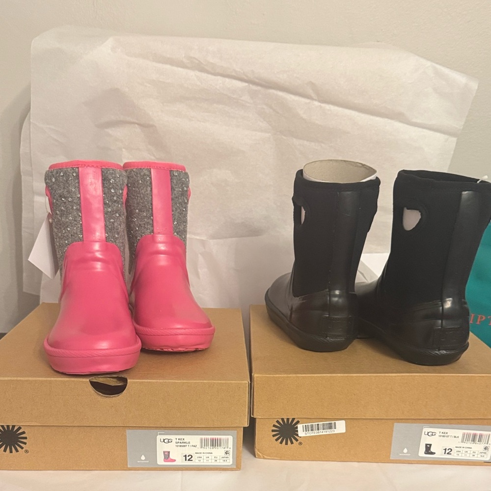 UGG kids T-Rex Rain Boots size 12